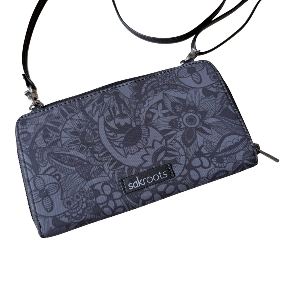 Sakroots Crossbody Wallet Bag Black Artist Circle Smartphone Boho Travel Mandala